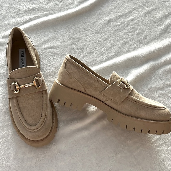 Steve Madden Shoes - - Steve Madden leather loafers Lando  Sz 8.5 new